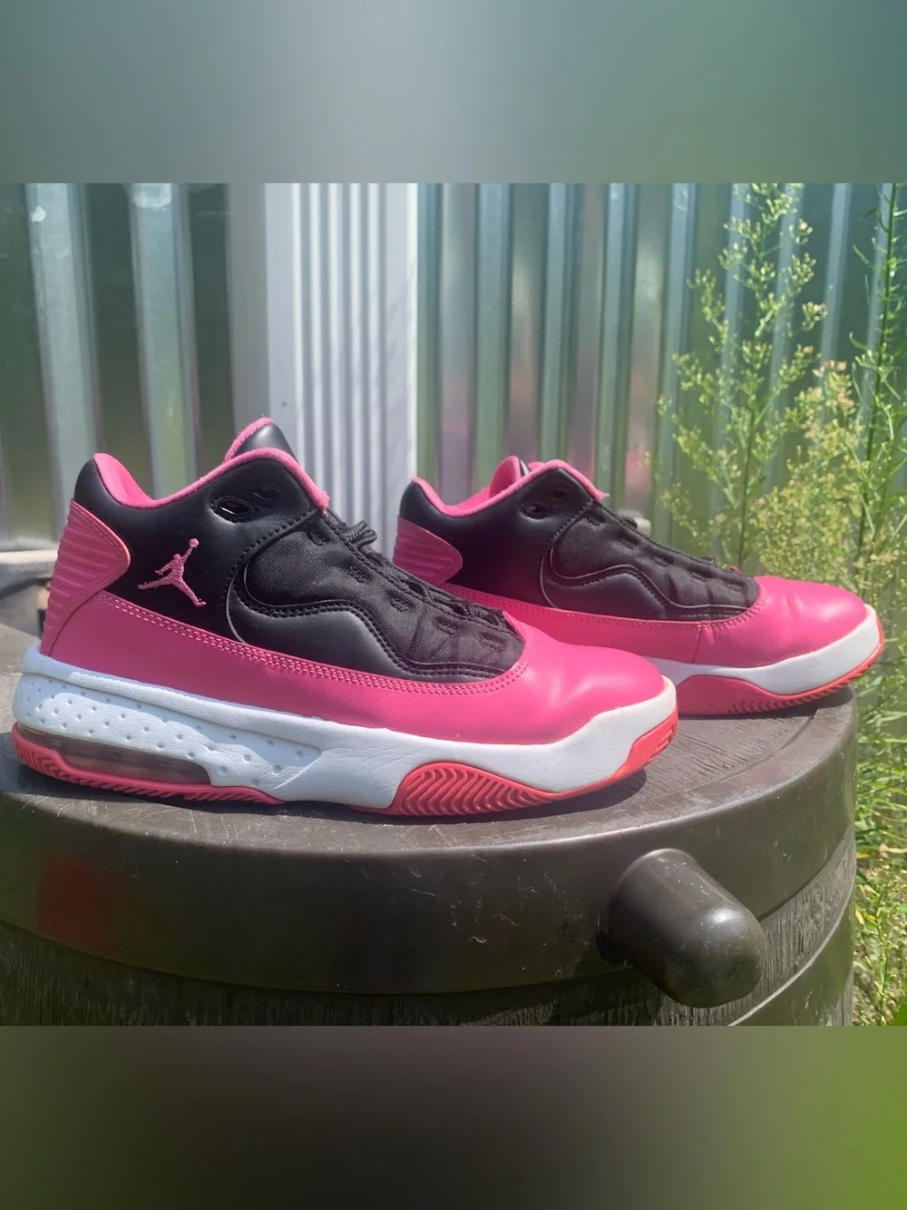 Nike Air Jordan Max Aura 2 ‘Black Pinksicle’ Nike CN8090-006 Size 5Y